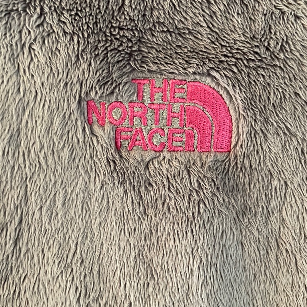Northface (small) gray fuzzy fleece jacket. - Picture 7 of 7